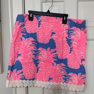 Lilly Pulitzer Izzy Skirt in the "Blue Haven Little Flamenco" pineapple print